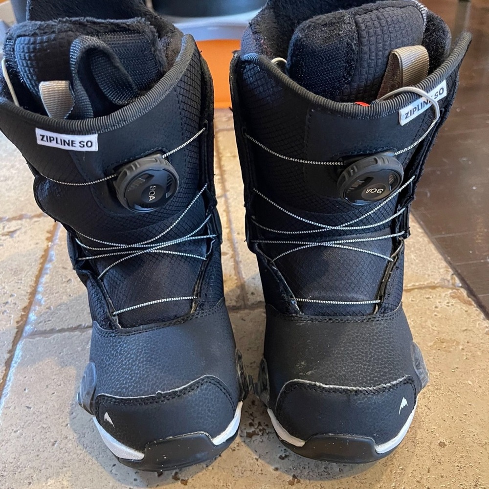 Burton Step on Snow boots kids size 4K